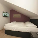 And Cityhotel Edelweiss - Self Check In צל-אם-זי
