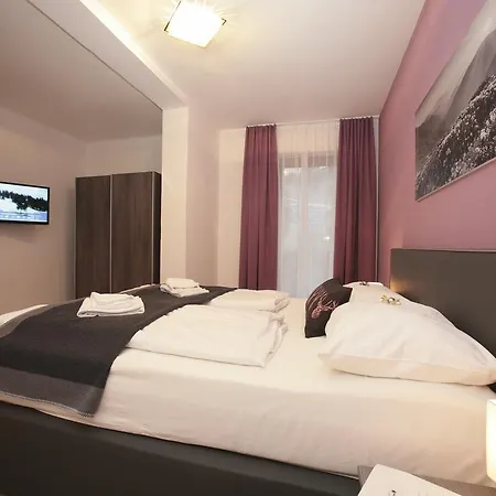 게스트하우스 And Cityhotel Edelweiss - Self Check In