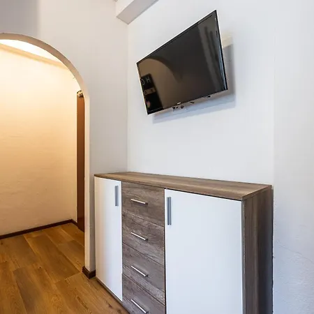 Casa de hóspedes And Cityhotel Edelweiss - Self Check In