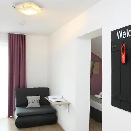 And Cityhotel Edelweiss - Self Check In צל-אם-זי