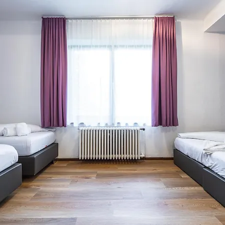 Guest house And Cityhotel Edelweiss - Self Check In Zell am See