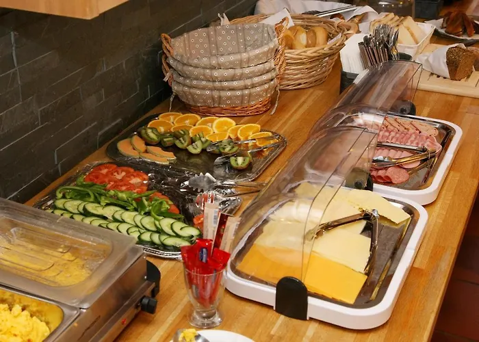 Guest house And Cityhotel Edelweiss - Self Check In Zell am See