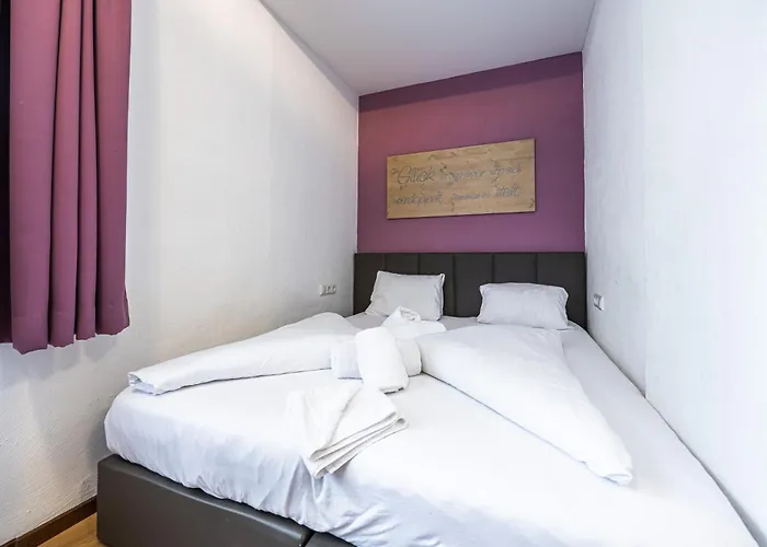 And Cityhotel Edelweiss - Self Check In Guest house