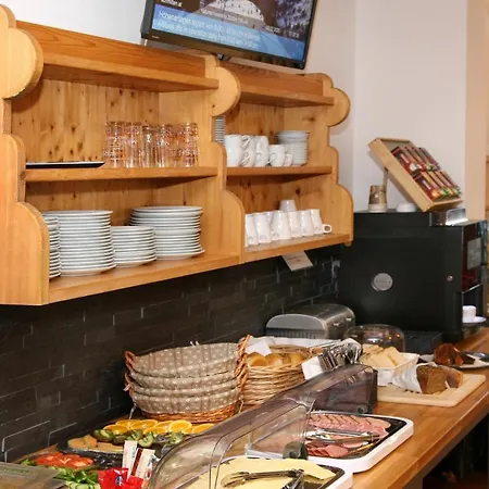 And Cityhotel Edelweiss - Self Check In 3* 滨湖采尔