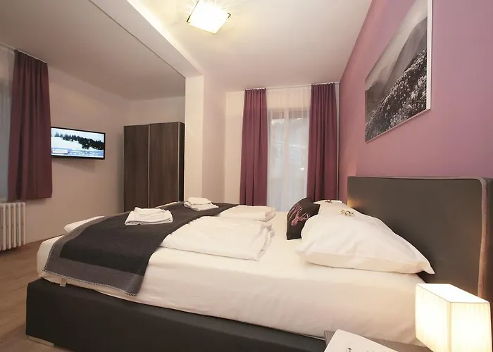 Penzion And Cityhotel Edelweiss - Self Check In