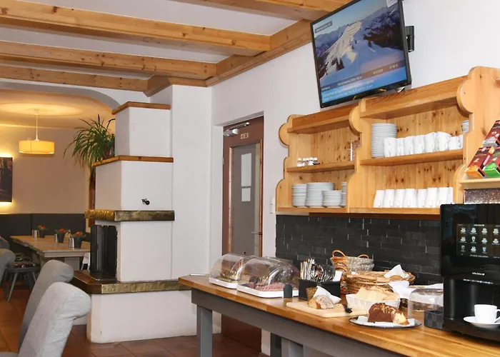 And Cityhotel Edelweiss - Self Check In Penzion Zell am See